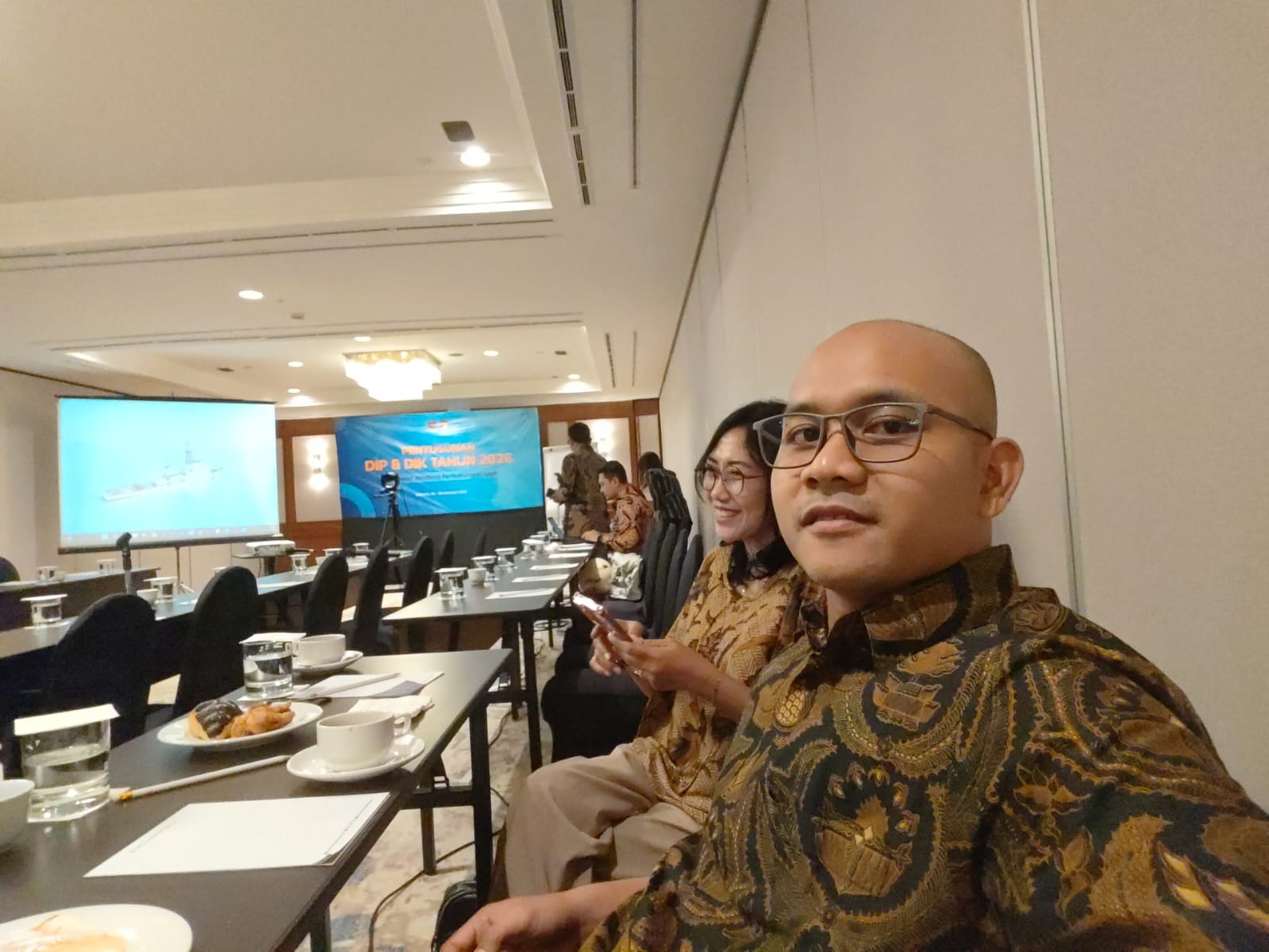 KETERBUKAAN INFORMASI PUBLIK *Transparan *informatif *akuntabel